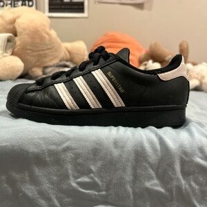 Black Adidas Superstars size 5.5 or women’s 7